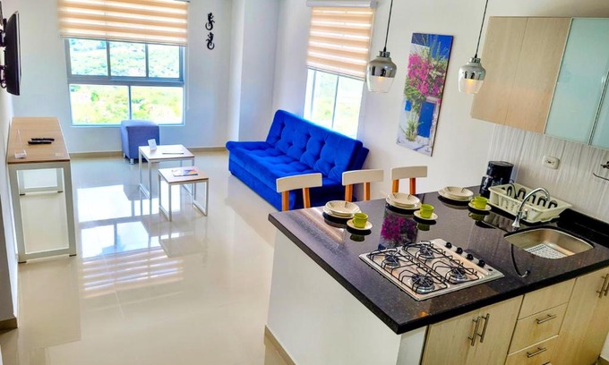 Pinchote Appartement | Hermoso Apto - C.C San Gil Plaza