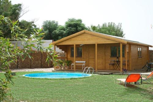 Carmona Maison | Hermoso Bungalow de madera