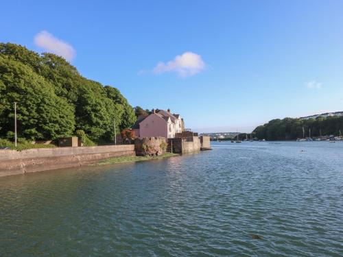 Milford Haven Maison | Heron
