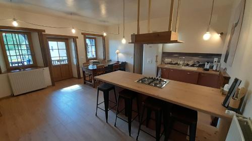 Mercury Maison | Hery's