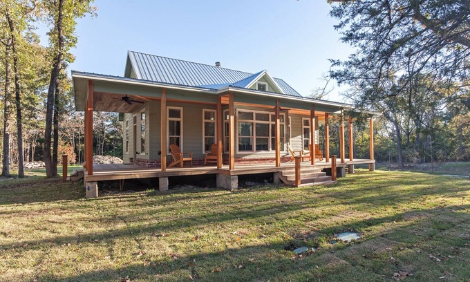 Royse City Cabine | Heth House - Cabine victorienne moderne dans les bois