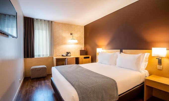 Sao Sebastiao da Pedreira Hôtel | HF Fenix Urban