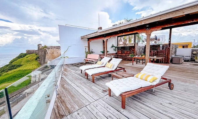 San Cristobal Villa | Hiddem Gem w/ Ocean View & Rooftop @ Old San Juan