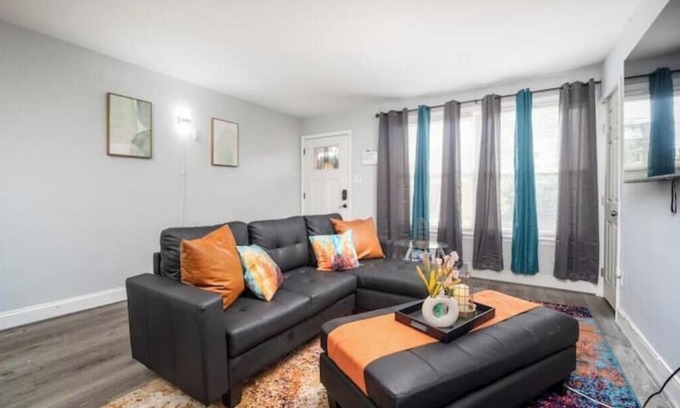 Washington Appartement | Hidden Gem Extended Stays Welcome Near Metro Train