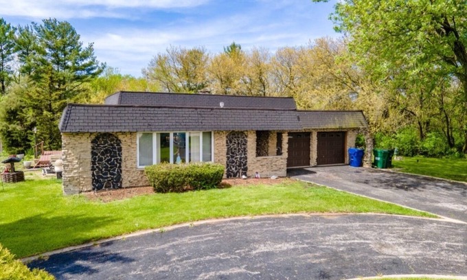 Homer Glen Maison | Hidden Gem OASIS 40 minutes away from Chicago