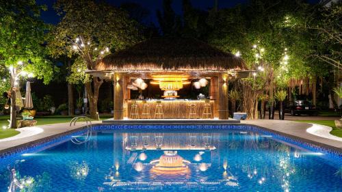 District 12 Station Balnéaire | Hidden Mansions Saigon Resort