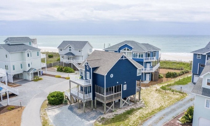 Village of Stump Sound Maison | Hideaway Heaven a 4bed/3.5bath Oceanfront Hot Tub