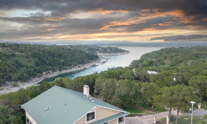 Leander Maison | Hideaway in our 3 story home! GameRoom, great view