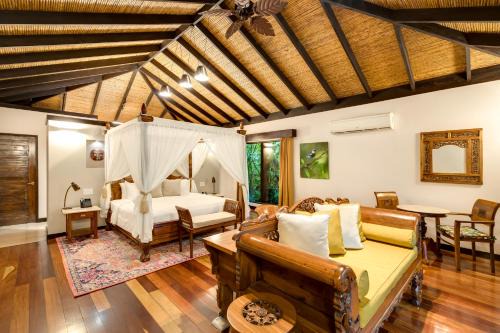 Katira Hôtel | Hideaway Rio Celeste Hotel