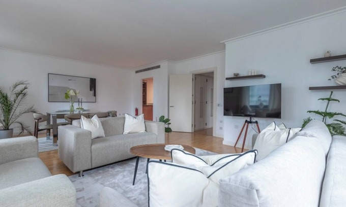 Canary Wharf Appartement | High -Rise waterfront Apartment