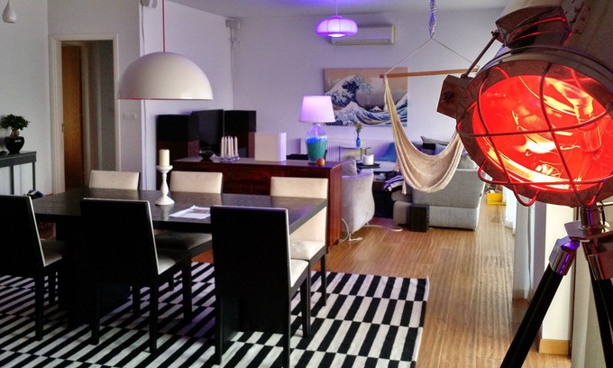 Nicosia Appartement | Spec haut et appartement luxueux. Wifi rapide et mobilier italien.