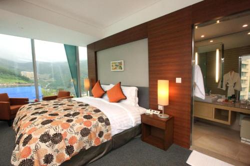 Sabuk Hôtel | High1 Grand Hotel Convention Tower