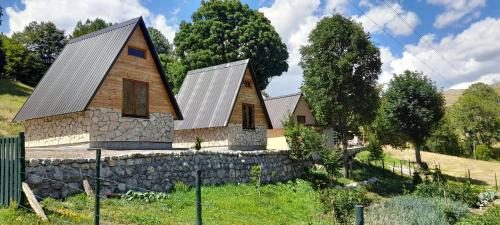 Savnik Chalet De Ski | Highland Cabins Krnja Jela