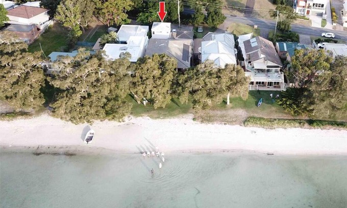 Corlette Appartement | HighTide- luxury apartment, almost on the beach.