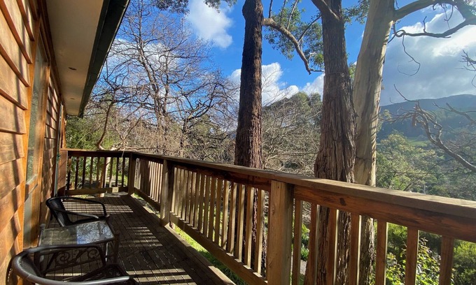 Warburton Cottage | Highview Cottages in Warburton