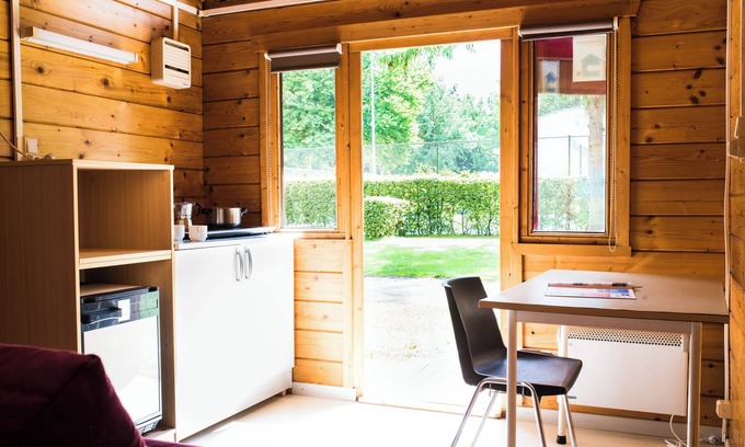 Lichtaart Station Balnéaire | Hikers' Cabin - One Bedroom Resort, Sleeps 4
