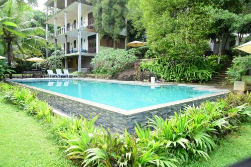 Hikkaduwa Hôtel | Hikka Secret Lake Resort