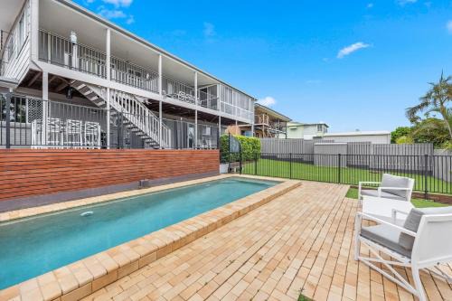 Scarness Maison | Hillcrest House - A Poolside Retreat on the Coast
