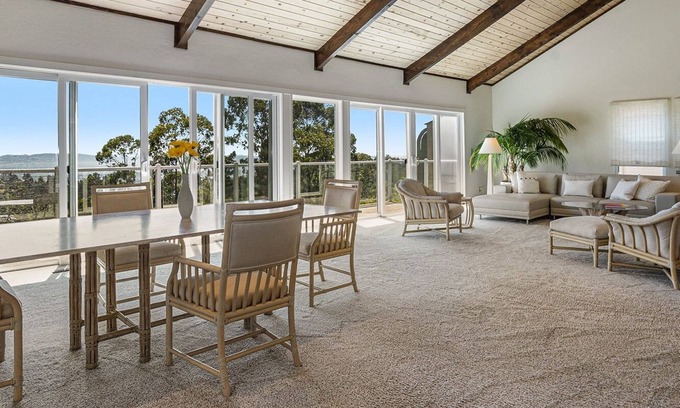 Shepherd Canyon Maison | Hillcrest Terrace - Quiet Luxury with Bay Views