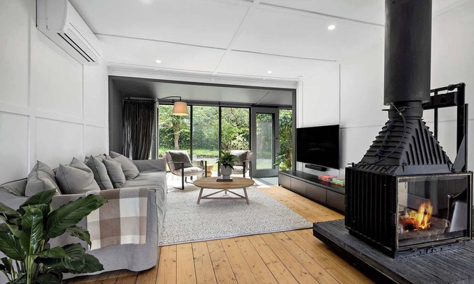 Red Hill South Maison | Hillside Cottage I Pool I Wineries