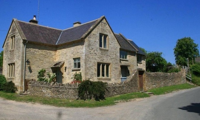 Swinbrook Cottage | HILLSIDE COTTAGE, familial et convivial à Burford, Réf 988756