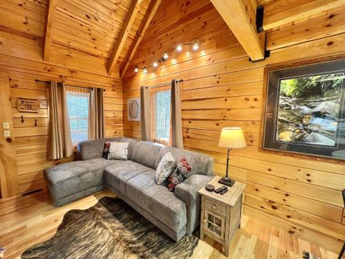 Rogers Maison | Hillside Haven 2