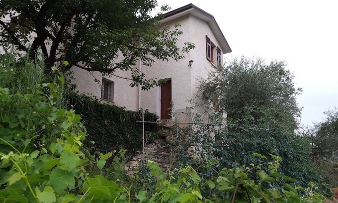 Sanguineto Maison | Maison à flanc de colline avec vue mer sur le golfe de Tigullio