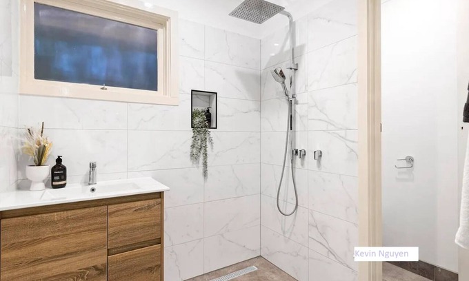 Ringwood North Maison | Hilltop Haven