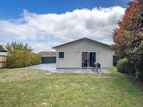 Hilltop Maison | Hilltop Hideaway - Taupo Holiday Home
