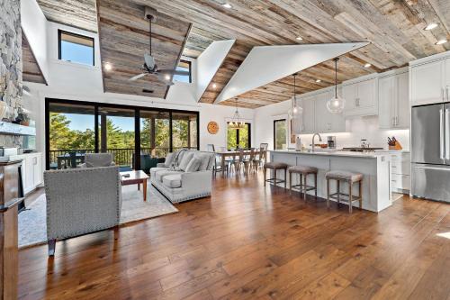 Nebo Maison | Hilltop Lodge Opulent Lakefront Living in Lake James