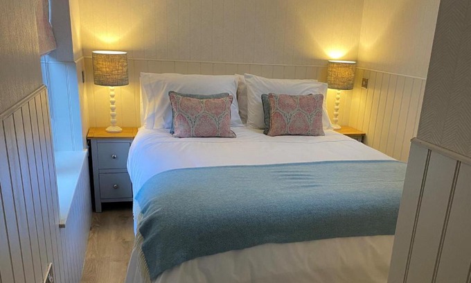 Corstorphine Maison | Hillview Cottage