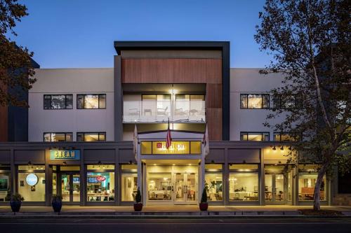 Downtown Hôtel | Hilton Garden Inn Davis Downtown