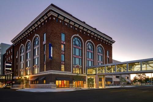 Central Business District Hôtel | Hilton Garden Inn Kalamazoo Downtown
