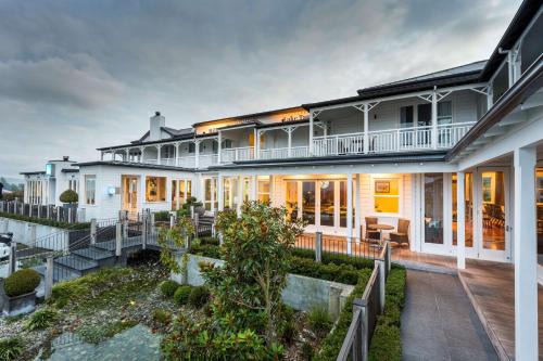 Hilltop Hôtel | Hilton Lake Taupo