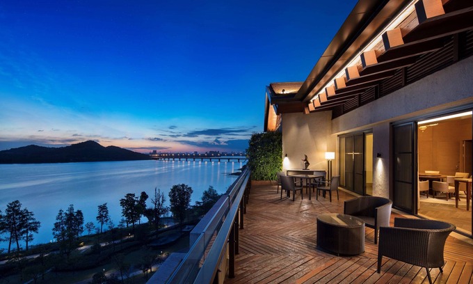 Hongshan Hôtel | Hilton Wuhan Optics Valley