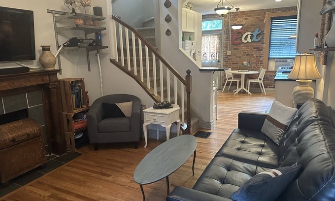 Baker Maison | Les hanches. Broadway 2 BR Historic Denver, cour privée
