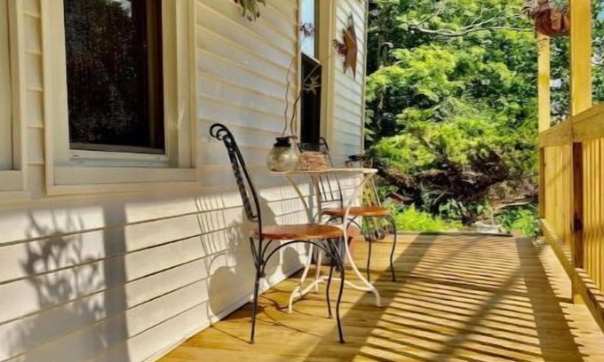 Oliverea Maison | Historic 2BR Home +Patio in Quiet Catskills Hamlet