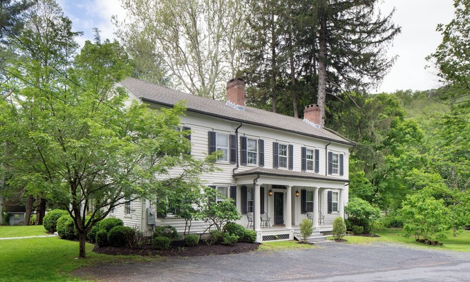 Pine Plains Autre | Historic 5BR Colonial Retreat in the Heart of the Hudson Valley