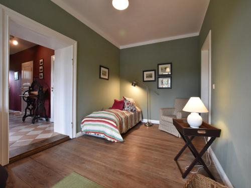 Satow Appartement | Historic Apartment in Gerdshagen with Garden