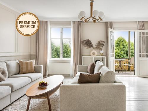 Huvudsta Appartement | Historic apartment near the city by the water