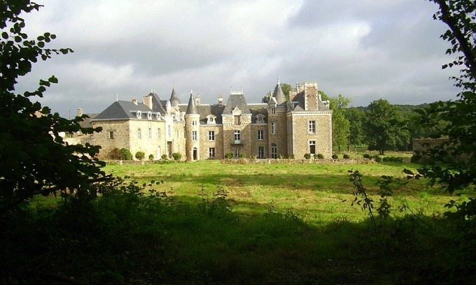 La Croixille Autre | chateau historique