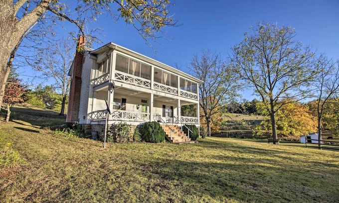 Rockbridge Baths Maison | NOUVEAU! Maison historique - Détendez-vous, randonnez, pêchez et écrivez!
