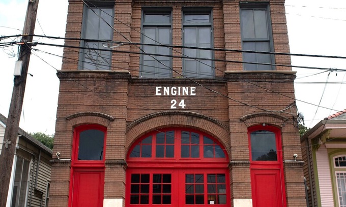 Bywater Lit Et Petit-Déjeuner | Engine 24 Firehouse Room 2