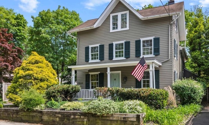 Flourtown Maison | Historic Home Central Flourtown Hosted By StayRafa
