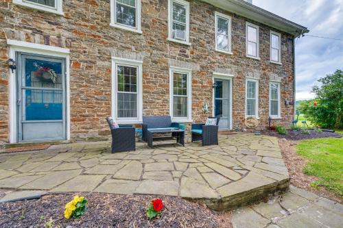 Antes Fort Maison | Historic Home on Farm, 15 Mi to Williamsport!