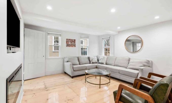 Newburyport Maison | Historic home w/ charming courtyard