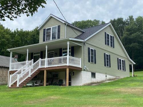 Brockton Maison | Historic Sears River Home (Main Level) on 10 Acres