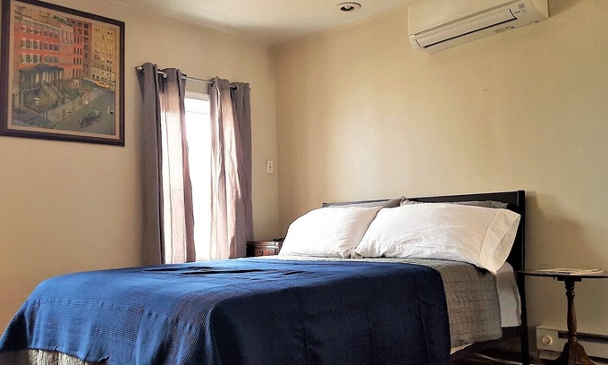 Northern Liberties Maison | Historic Trinity in Northern Liberties MTM rental!
