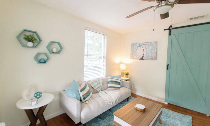 Historic Uptown Appartement | Historic Uptown Vibes - 1/1 Apartment #3