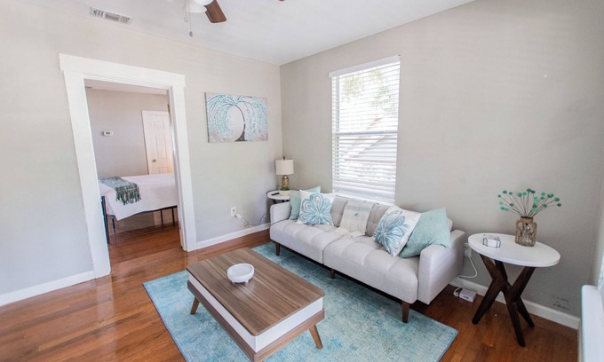 Historic Uptown Appartement | Historic Uptown Vibes - 1/1 Apartment #4